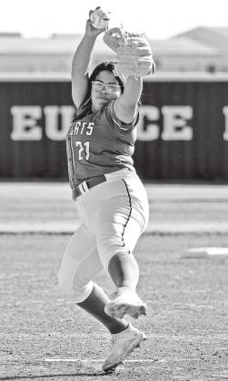 Eunice High pitcher Jailyn Pavich threw a no-hit shutout win over Eleanor McMain. (Photo by Tom Dodge)