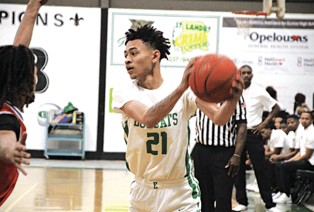 Eunice High senior guard Brilon Ceasar was a key figure in both of the Bobcats’ wins last week. In a huge performance, he scored 27 points in a 79-60 win over the Oakdale Warriors. (Photo by Rhett Manuel)