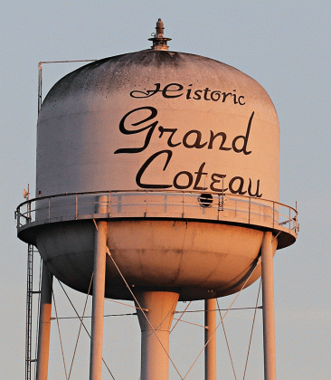 Grand Coteau water tower.