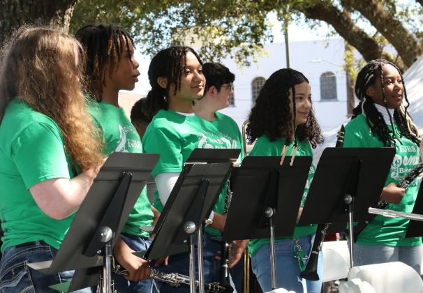 Eunice musiicans perform at the 2023 Courthouse arts festival. (Photo by Harlan Kirgan)