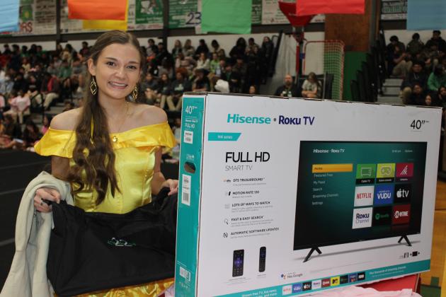Rylie Fontenot, a senior, received a Eunice High sweatshirt, school back pack and a 40” Smart TV for the lone member of the ACT 30+Club during the school’s annual Renaissance  Pep Rally held Friday.