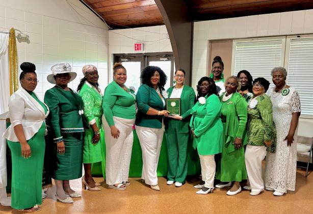 NAUW Eunice branch members are Rochelle Milton, Denise Antoine, Henrietta Dupre, Crystal Wiley, Shelsy Williams, president, presents plaque to TaJauna Jordan Ray, Branch’s a “Woman of the Year 2024,” Chiquita Thomas, Woman of the Year 2023, Lelia Adams, Philomena Bernard. In back, from left, are Patricia Harrison and Shakonda Arvie. Not pictured are Dr. Juliet Conde, Ardessie Francois, Angela Lee and Joyce Neville.