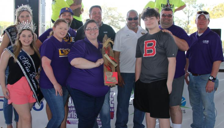 LSUE, first place in the Clubs/Organization Showmanship/Booth