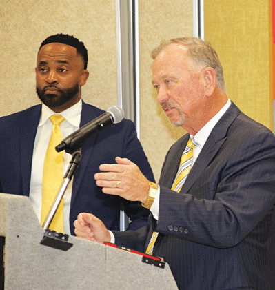 St. Landry Parish School Board attorneys, from left, Courtney Joiner and Bob Hammond at an April 12 meeting. (Photo by Harlan Kirgan)