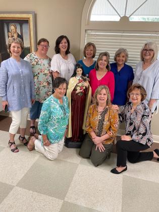 The Petals of Mercy, a Theresian Community here in Eunice, recently offered a morning reflection for women. The pre-Mother’s Day event was based upon the book by Joanna Weaver “ Having A Mary Heart in A Martha World”. The two-hour program took place at the Jeanmard Hall with over 80 women participating. Theresians from Lake Charles, Jennings, Breaux Bridge and Lafayette were also in attendance. A love offering of over $1,100 for the New Life Pregnancy Center was collected at the door.  Petals of Mercy membe