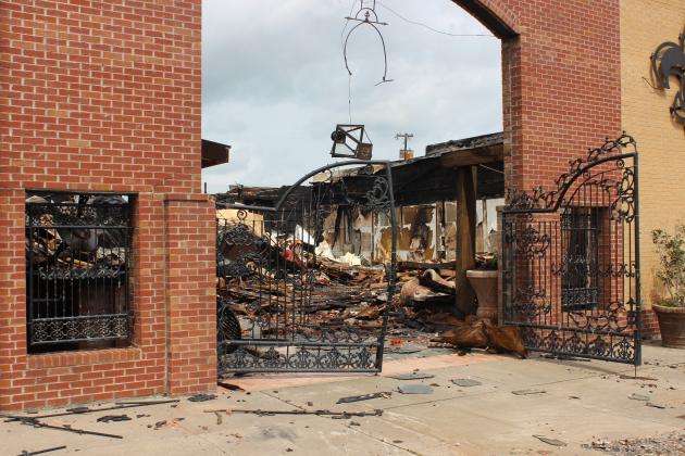 Nick's on 2nd destroyed by a  major fire.