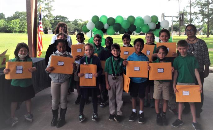 Second graders honored at Glendale
