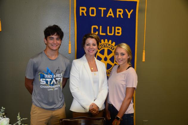Rotary Club presents scholarships