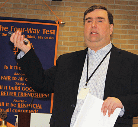 Chad LaComb, economic development planner with Acadiana Planning Commission, speaks at the Eunice Rotary Club meeting on Wednesday. (Photo by Myra Miller)