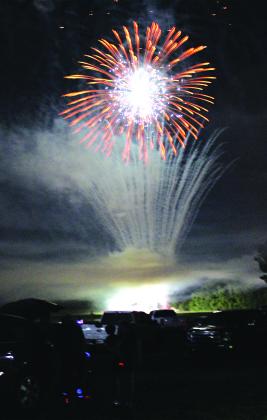 Thousands of fireworks lit the sky in Eunice Friday evening. The annual 4th of July Fireworks Display was held at the Eunice Recreational Complex.