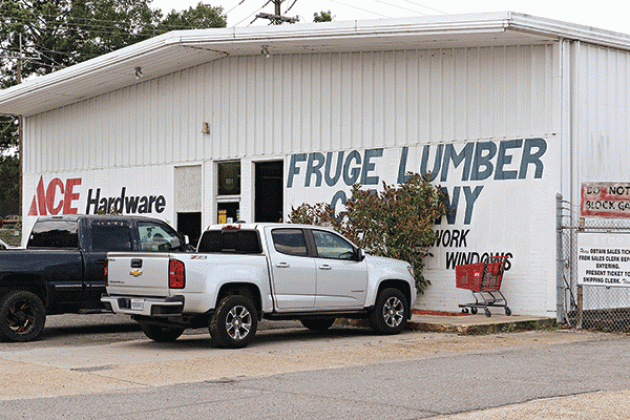Stine Home &amp; Yard has acquired Fruge Lumber, 801 North 8th St., Eunice, on Aug. 28. (Photo by Harlan Kirgan)