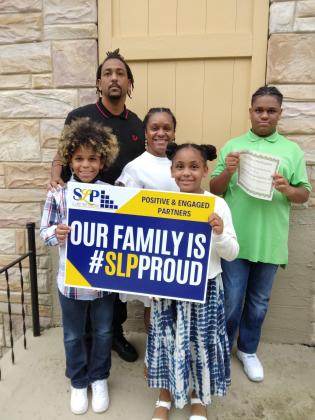 Eunice Jr. High’s Family Photo Contest winner was the White family. In front, from left, are Logan White and Bailey White. In back, from left, are Gerome White Sr., Tarsia White and Gerome White Jr.