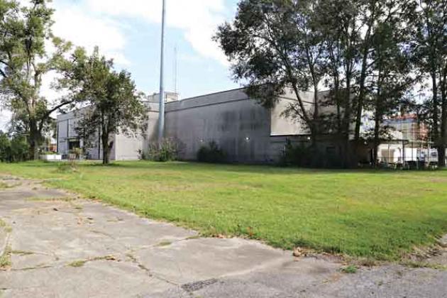 The city is to buy the property adjacent to the Municipal Complex. (Photo by Harlan Kirgan)