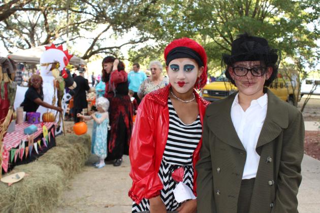 Adrianna St. Julien, left, and Aubree Hampton at LSUE’s Trunk or Treat.