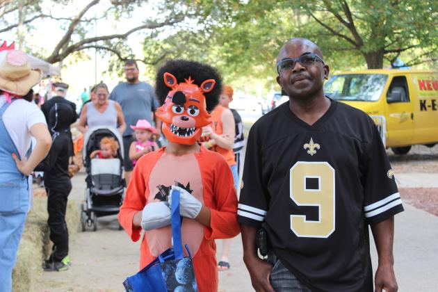 Mayson Porter and Melvin Porter at LSUE’s Trunk or Treat.