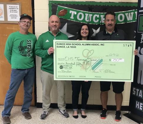 EHS Alumni gives donation to Eunice High