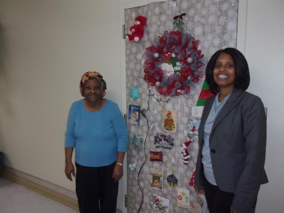 Tenant at Goodhope Place Apartments wins Christmas Door contest