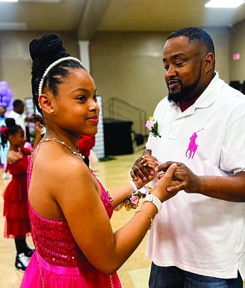Daddy &amp; Daughter dance
