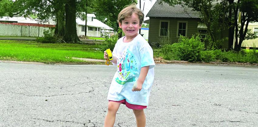 Lots of fun at annual Belly Buddies Color Fun Run