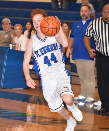 Henry Summerlin scores against Opelousas Catholic.