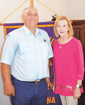 Todd Fontenot, LSU  AgCenter Crawfish Agent, talked to the Crowley Lions Club recently, explaining the problems crawfish farmers across the state experienced in the wake of last summers drought. Fontenot was introduced by Program Chair Patti Lawrence. (Photo by Steve Bandy/Crowley Post-Signal)