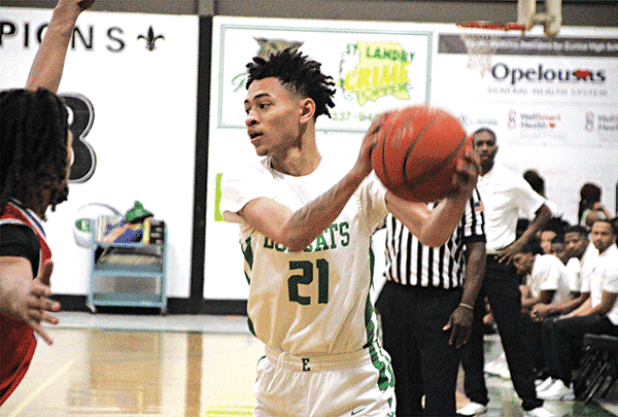 Eunice High senior guard Brilon Ceasar was a key figure in both of the Bobcats’ wins last week. In a huge performance, he scored 27 points in a 79-60 win over the Oakdale Warriors. (Photo by Rhett Manuel)
