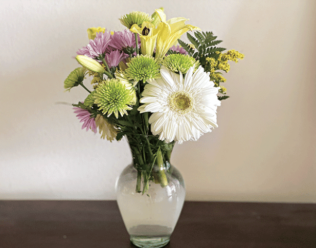 Learn floral design this year. (Photo by Heather Kirk-Ballard/LSU AgCenter)