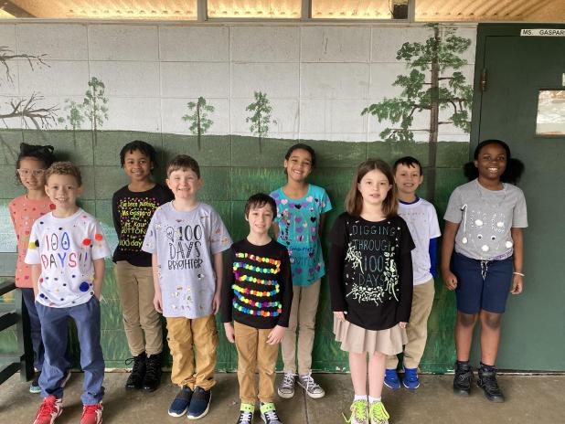 100th Day of School at Glendale. Second graders in Holly Gaspard's class