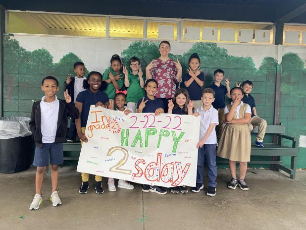 Glendale Elementary second graders celebrate 2-22-22