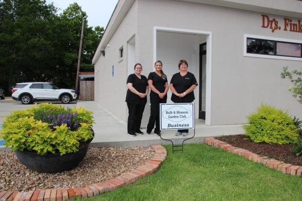 Bulb & Blossom Garden Club's Business Garden of the Month chosen.