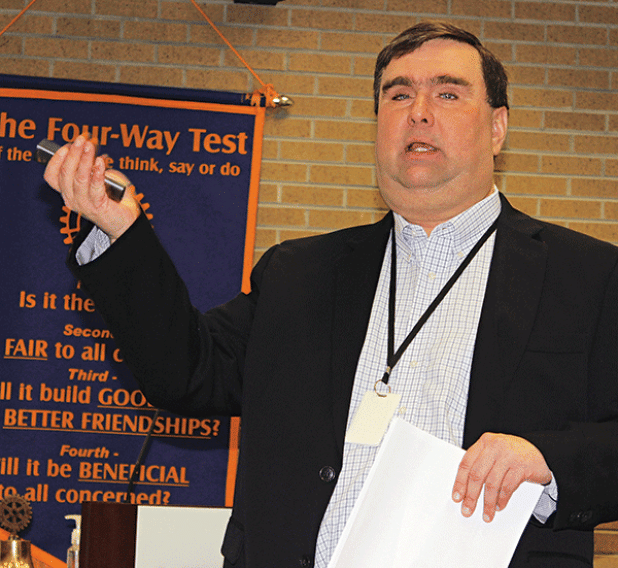 Chad LaComb, economic development planner with Acadiana Planning Commission, speaks at the Eunice Rotary Club meeting on Wednesday. (Photo by Myra Miller)