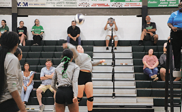 Eunice’s Camryn Gradney returns the ball during last week’s freshman and junior varsity scrimmage against Marksville. (Photo by Rhett Manuel)