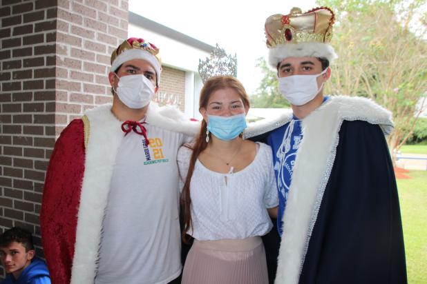 “Kings & Queens” were seen on campus at St. Edmund High Thursday. Seniors dressed as “Kings & Queens” and underclassmen dressed as “Merchants.” From left, are Austin Stanford, Susannah Summerlin and Luke Vidrine, all seniors. (Photos by Myra Miller)