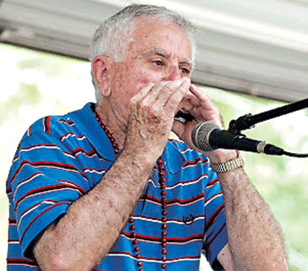 Jerry Devillier performs at the 2010 Louisiana Folk Roots Heritage Day in Chicot State Park. (Photo by David Simpson)