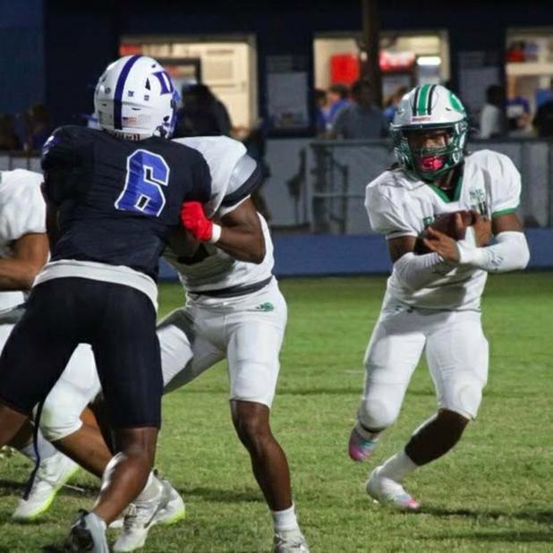 Eunice running back Ja’Quan Callaway looks for running room during last Friday’s 13-12 loss to the DeRidder Dragons in its District 3-4A opener.  (Photo by Sports Editor Rhett Manuel)