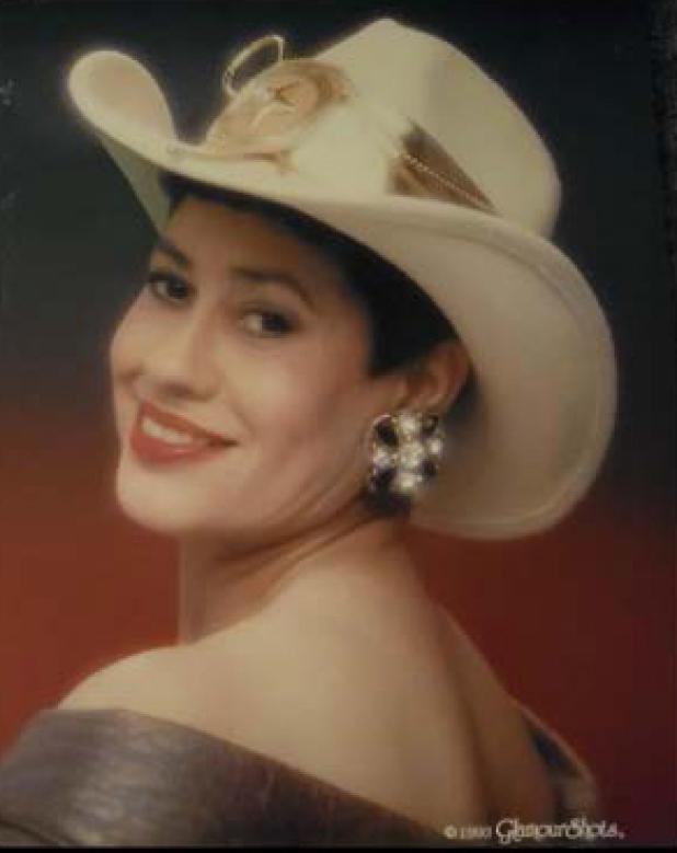 Ella Daigle Cheeks