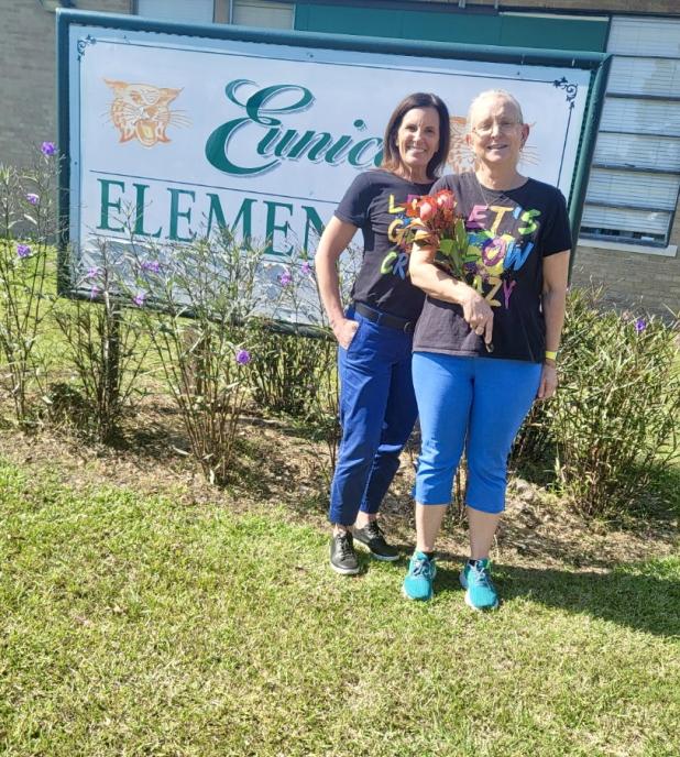 Eunice Elementary chose its Teacher of The Year. Stephanie Speyrer, a special education teacher, received the honor. 
