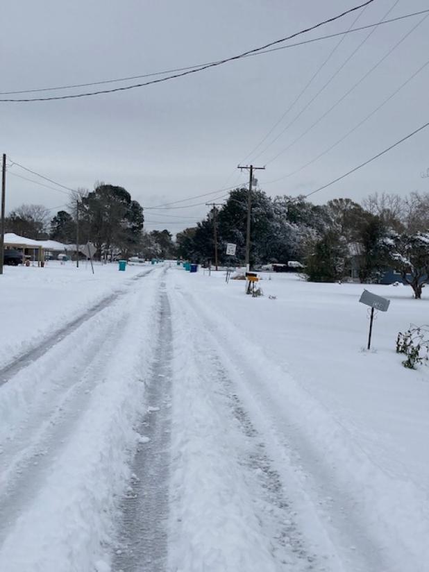 Snow covered 1300 block of College Road in Eunice. (Photo by Myra Miller)