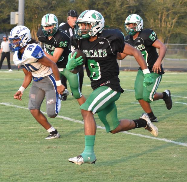 Trent Gallow scores on a 70-yard run against Erath.