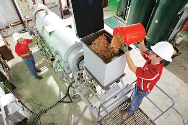 UL Lafayette’s alternative energy research expertise, resources, and infrastructure, including at its Cleco Alternative Energy Center shown above, has made the University a key player in a three-state ‘hydrogen hub’ initiative. Louisiana, Oklahoma and Arkansas will focus development, production, and use of hydrogen as fuel and manufacturing feedstock to help diversify the region’s energy portfolio. (Photo by Doug Dugas / University of Louisiana at Lafayette)