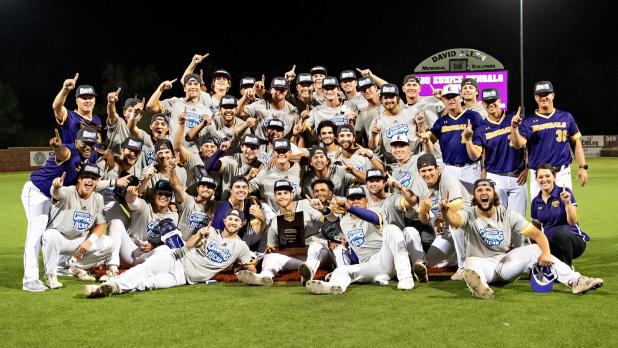 LSUE baseball