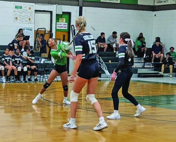 Local volleyball teams ramp up for district play with final tune-ups