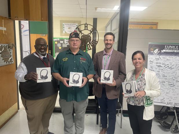 Headsets donated to EHS by VFW