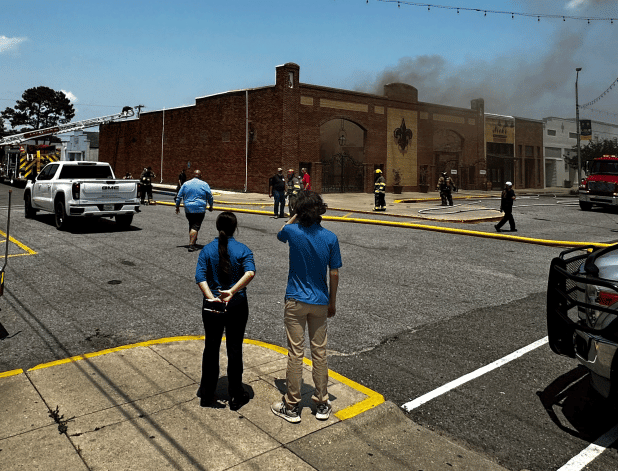 A fire is reported underway at Nick's on 2nd Street in Eunice. Dwight Jodon shared these photos of the longtime downtown restaurant. 