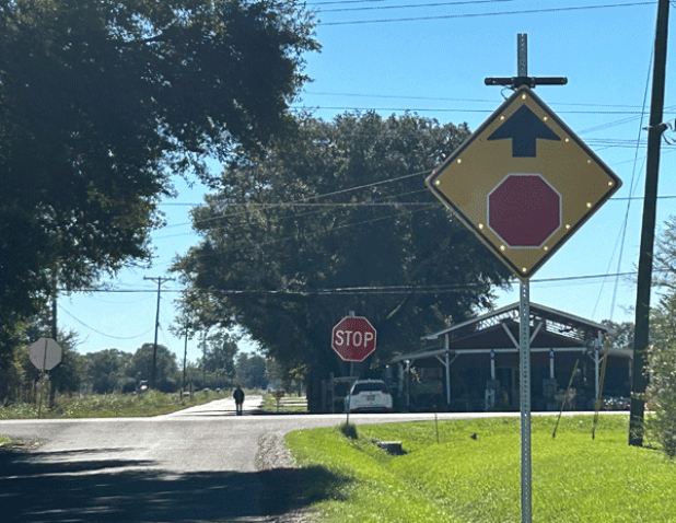 St. Landry Parish Government is asking for the public’s assistance following the recent theft of a traffic safety sign from the intersection of La. 754 and Jessie Richard Road. 