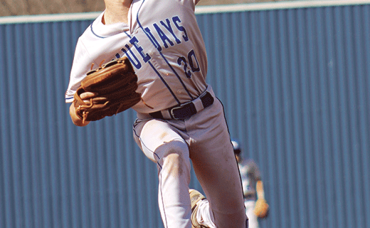 St. Edmund’s Paxton Myers plays in the Blue Jays 4-3 loss to Pine Prairie in their first game of the Jamboree. (Photo by Amy Myers)