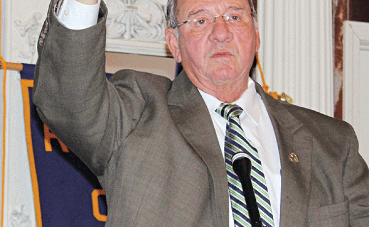 St. Landry Parish Sheriff Bobby Guidroz holds an annual report for the Sheriff’s Office at the Eunice Rotary Club on Wednesday. (Photo by Myra Miller)