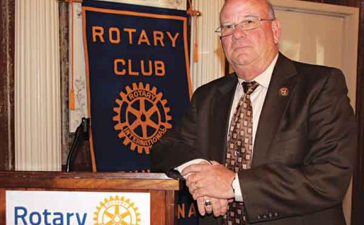 Eunice Police Chief Randy Fontenot spoke Wednesday to the Eunice Rotary Club. (Photo by Myra Miller)