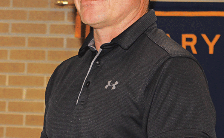 Doug Cramer, warning coordinator meterologist with the National Weather Service of Lake Charles, spoke on Wednesday to the Eunice Rotary Club. (Photo by Myra Miller)