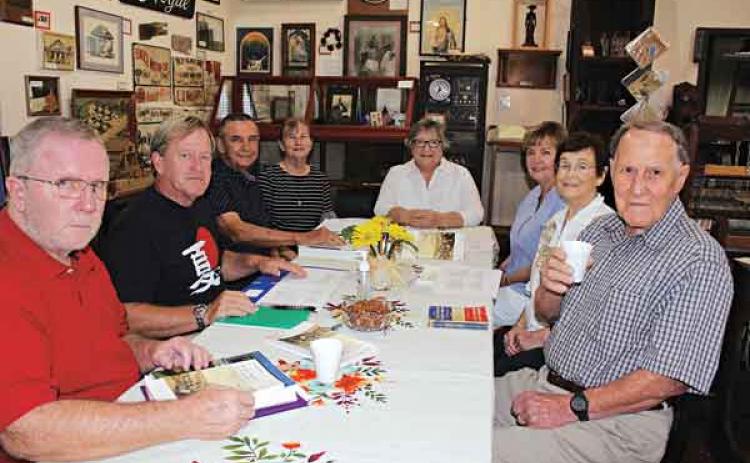 Friends of the Depot Museum have organized a Le Table de Francais “French Table."